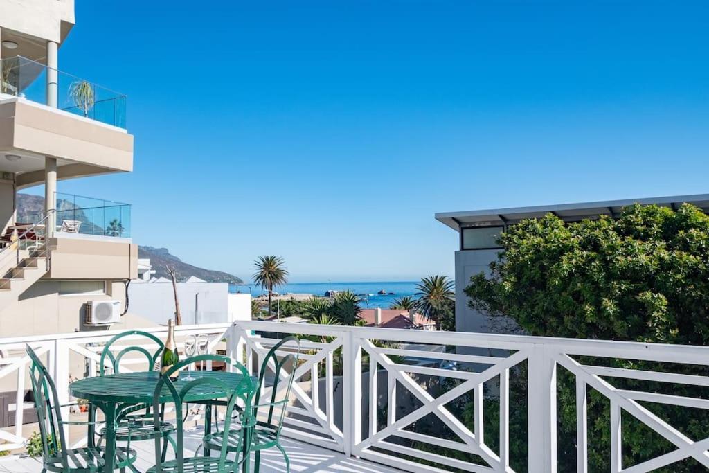 Holiday home 4 Bedroom House In Camps Bay Cape Town