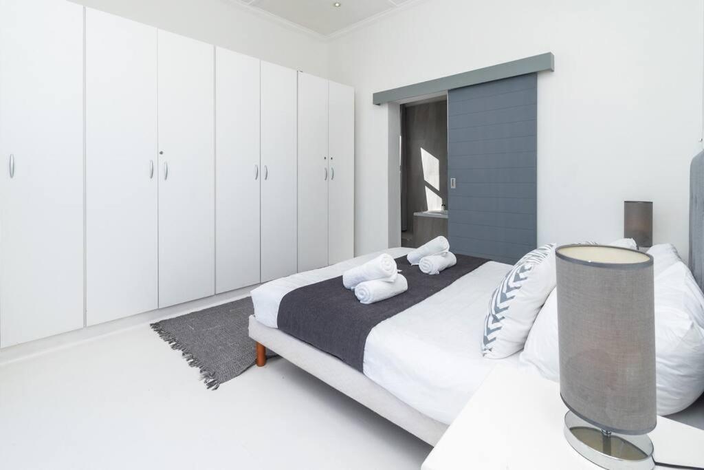 Holiday home 4 Bedroom House In Camps Bay