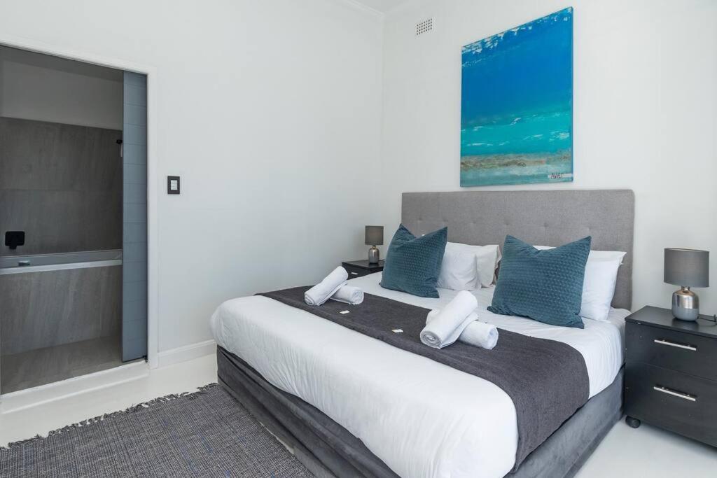 Holiday home 4 Bedroom House In Camps Bay *