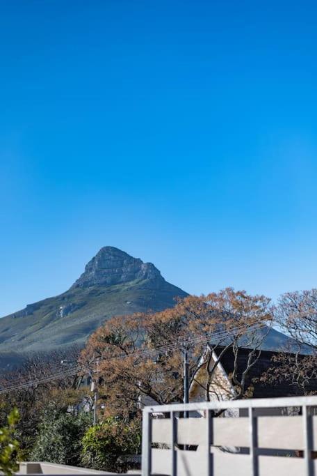 4 Bedroom House In Camps Bay Cape Town