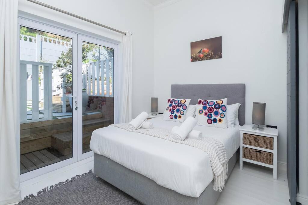 4 Bedroom House In Camps Bay Holiday home