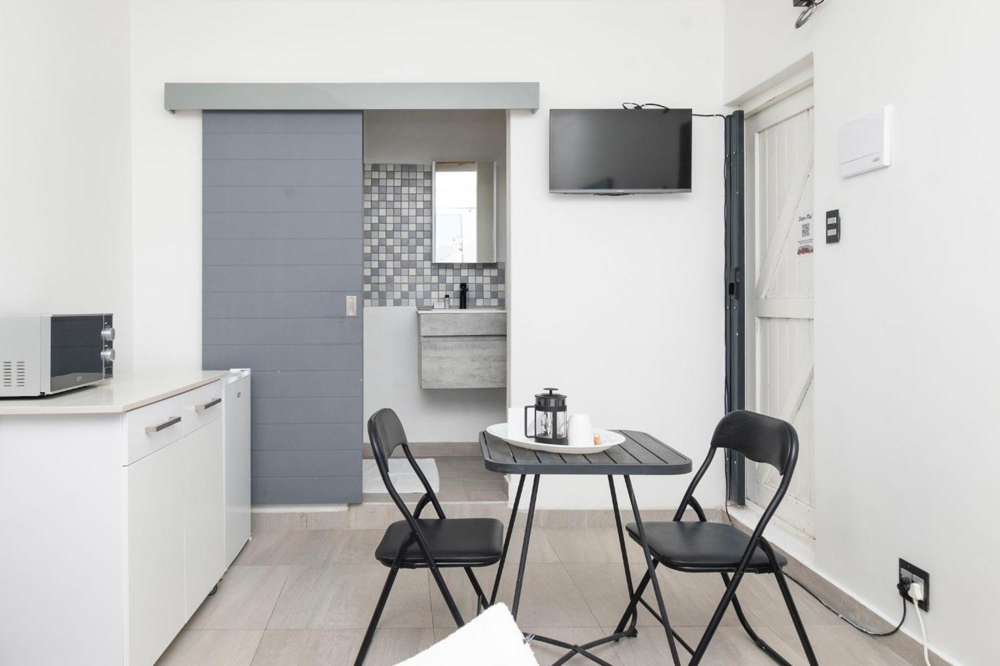 4 Bedroom House In Camps Bay Cape Town